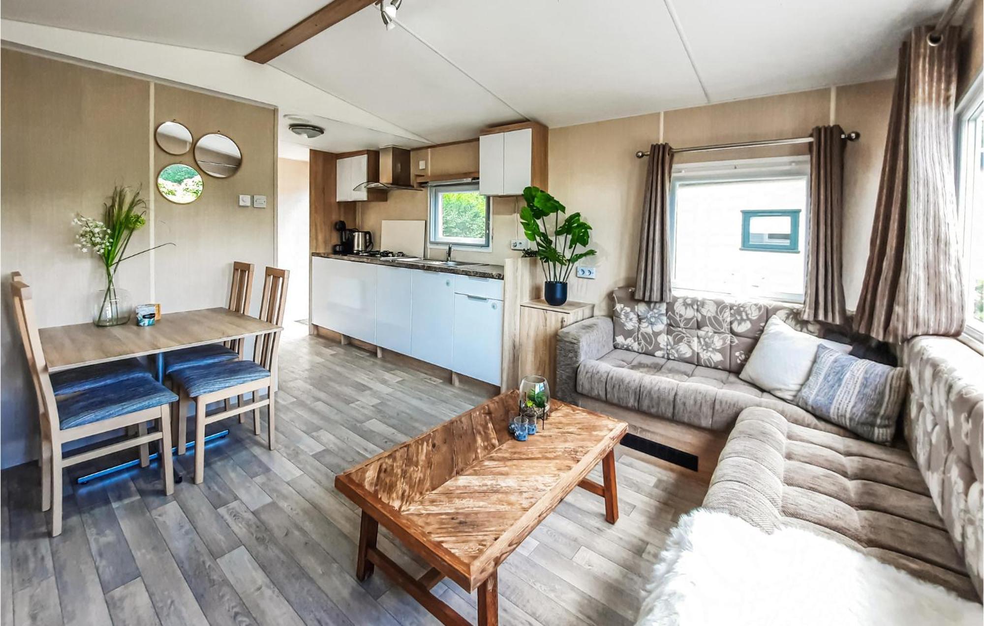 3 Bedroom Beautiful Home In Heinkenszand Екстер'єр фото